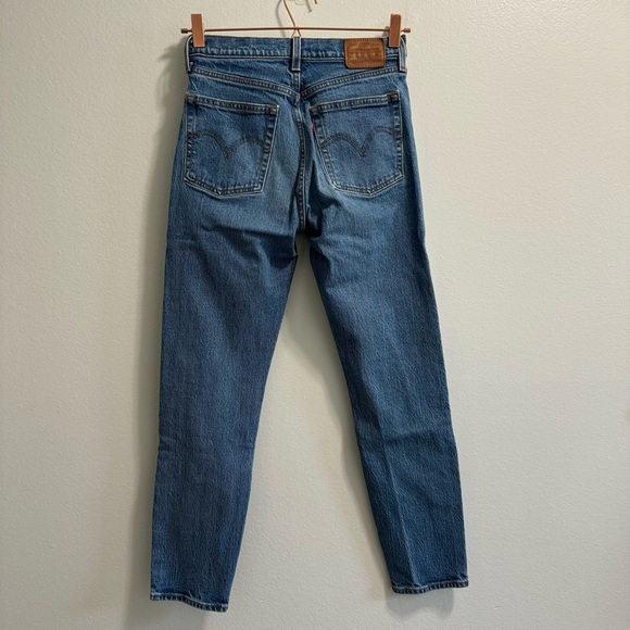 Women’s Levi’s Wedgie Vintage Blue Wash Size 25 - Picture 9 of 12